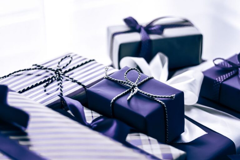 Company anniversary gifts