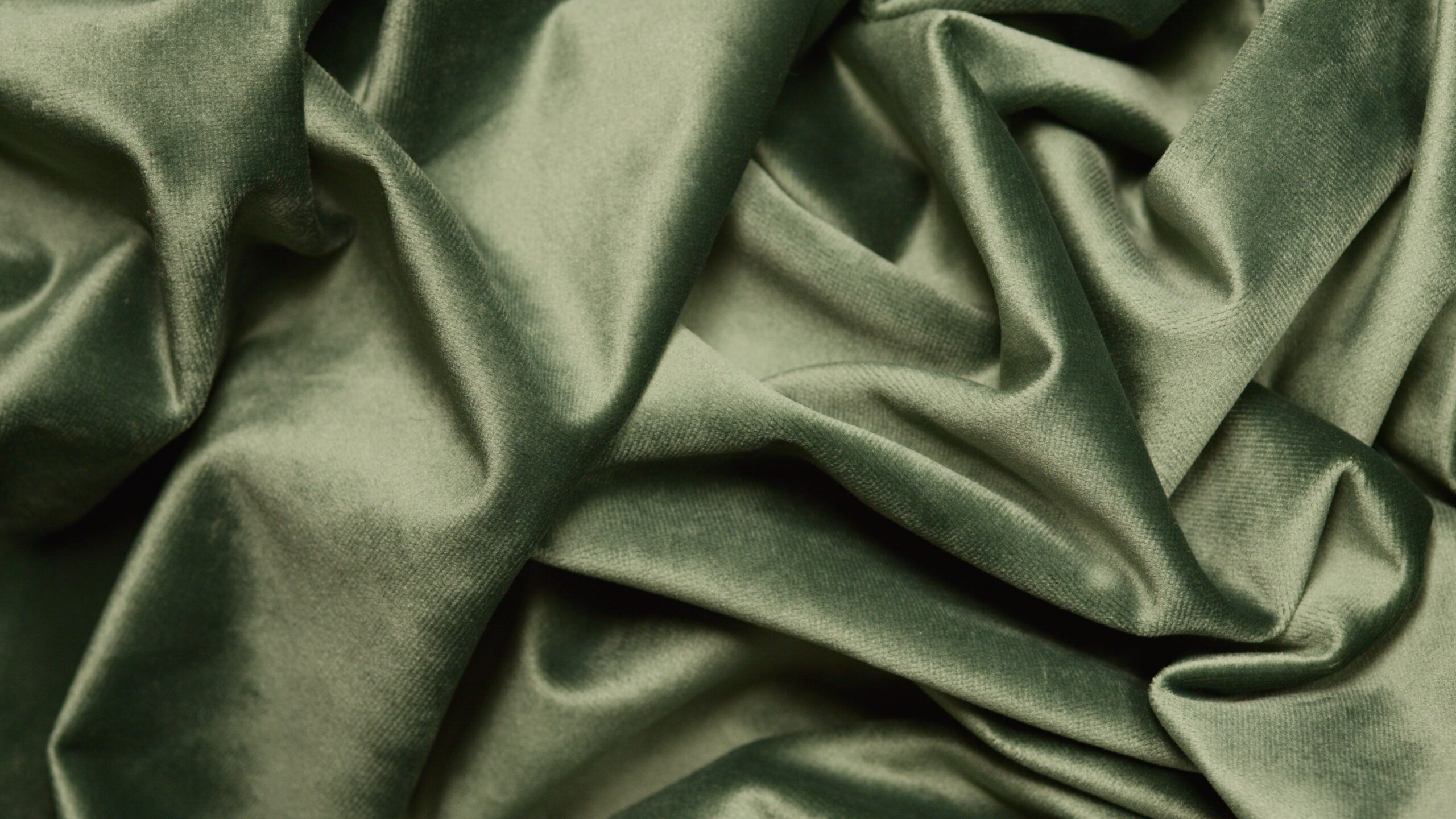 Crumpled green polyster fabric