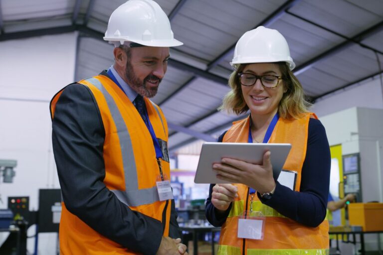 Engineers Tracking tasks with the help of digital technology