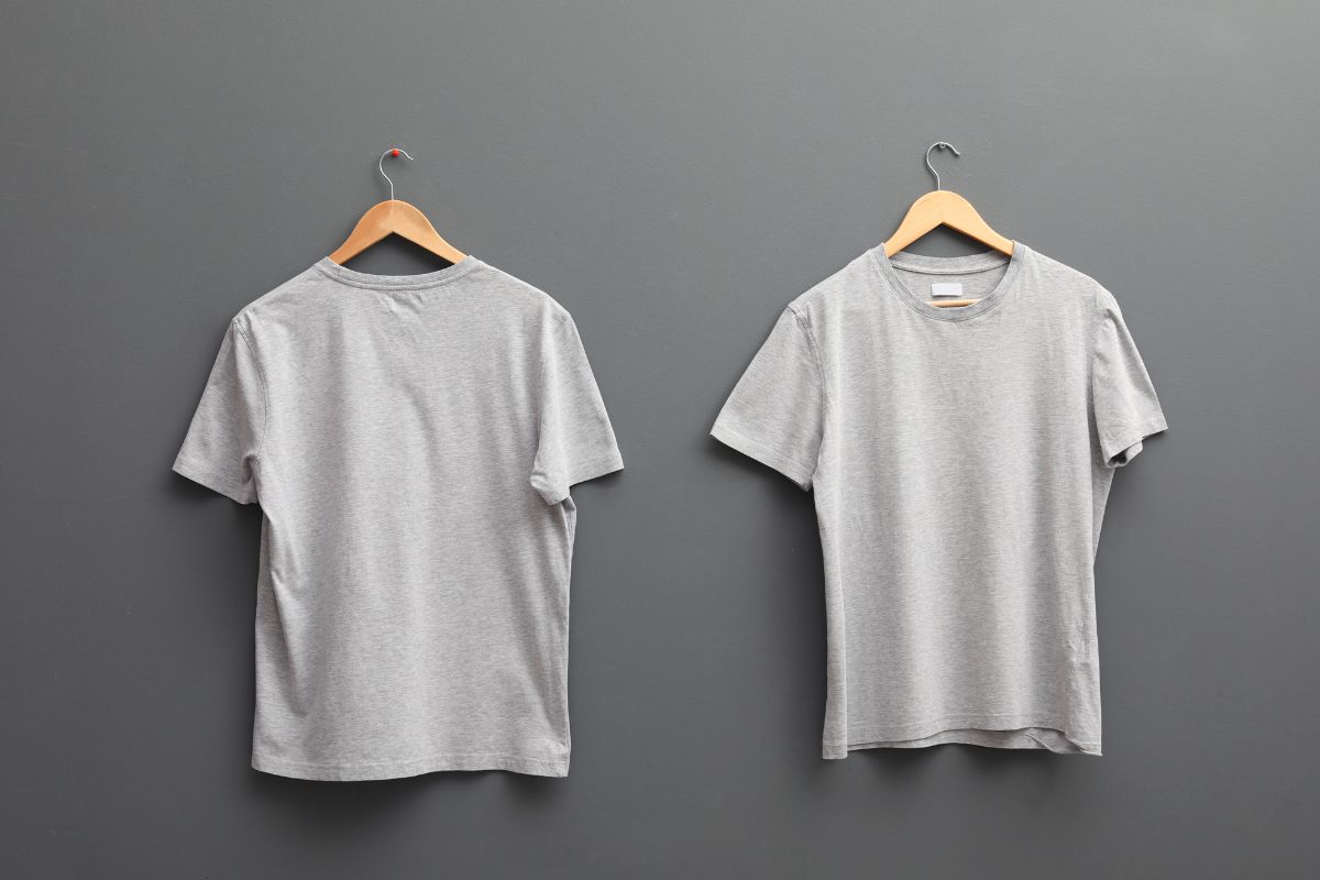 Front and back view of Gildans organic cotton t shirt