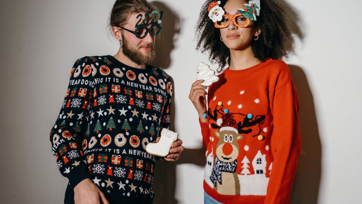 How to Make Ugly Christmas Sweater: Steps for Crafting a Festive Design