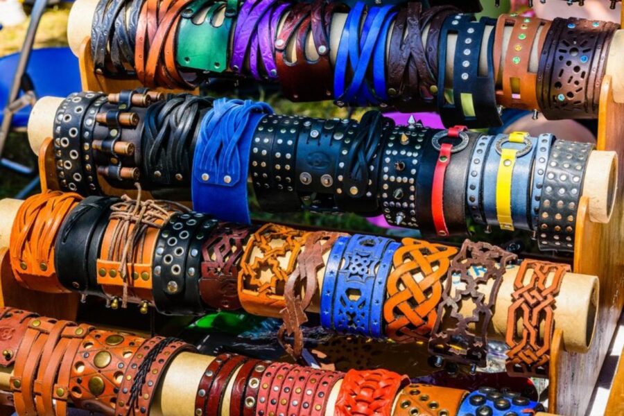 How to choose the right custom wristbands for your event