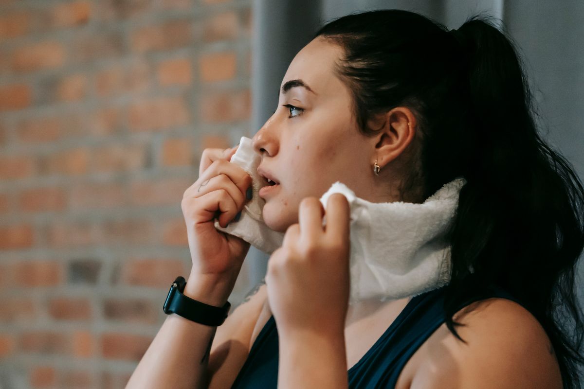 A lady using custom sports towel